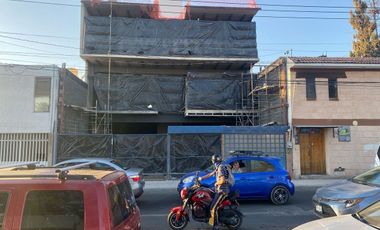 LOCAL COMERCIAL EL VENTA EN JARDINES DE LA HACIENDA