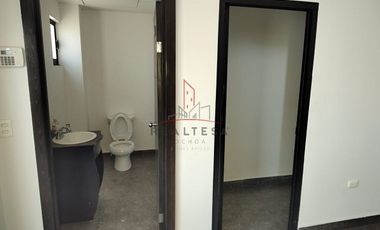 Oficinas con Bodega Renta Paseos de Chihuahua 48,000 VerMon RAO