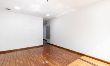 Arriendo oficina con TERRAZA en el Chicó