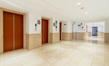 Arriendo oficina con TERRAZA en el Chicó
