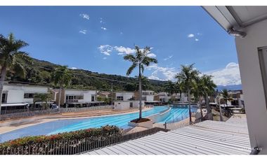 CASA EN CONDOMINIO EN SAN JERÓNIMO (JV)