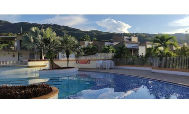 CASA EN CONDOMINIO EN SAN JERÓNIMO (JV)