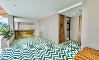 Apartasuite con balcon en venta en pozos colorados