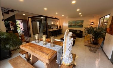 CASA EN VENTA EN ENVIGADO LOMA DEL ATRAVESADO PRECIO DE OPORTUNIDAD