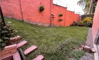 CASA EN VENTA EN ENVIGADO LOMA DEL ATRAVESADO PRECIO DE OPORTUNIDAD