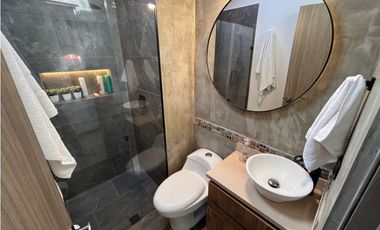 CASA EN VENTA EN ENVIGADO LOMA DEL ATRAVESADO PRECIO DE OPORTUNIDAD