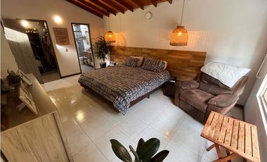 CASA EN VENTA EN ENVIGADO LOMA DEL ATRAVESADO PRECIO DE OPORTUNIDAD