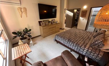 CASA EN VENTA EN ENVIGADO LOMA DEL ATRAVESADO PRECIO DE OPORTUNIDAD