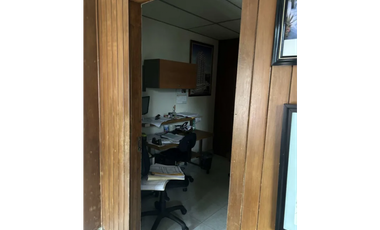 OFICINA / BELLA VISTA / 90M / AMOBLADA