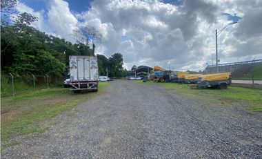 PEDREGAL / TERRENO COMERCIAL / PLAZA TERRANOVA / 702M /J