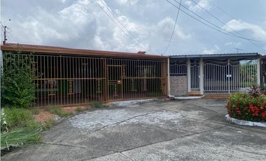 CERRO VIENTO / ALTOS DE CERRO VIENTO / 266M / 4 HABITACION / ESQUINA/J