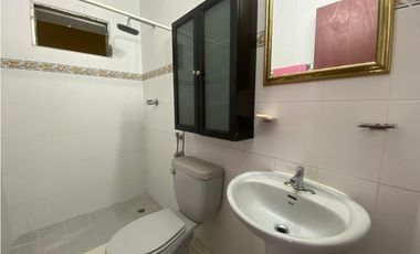 CERRO VIENTO / ALTOS DE CERRO VIENTO / 266M / 4 HABITACION / ESQUINA/J