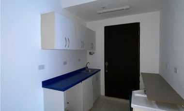 CONDADO DEL REY / LOCAL COMERCIAL / CENTENNIAL / 149M / PLANTA BAJA /J