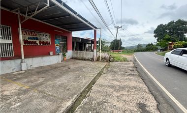 ARRAIJAN / TERRENO COMERCIAL / 759M / CUARTOS DE AQLUILER / BAR