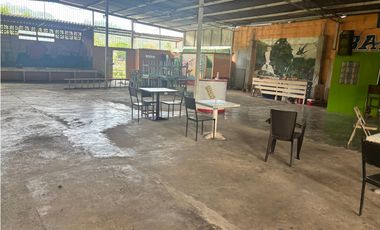 ARRAIJAN / TERRENO COMERCIAL / 759M / CUARTOS DE AQLUILER / BAR