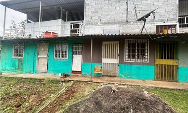ARRAIJAN / TERRENO COMERCIAL / 759M / CUARTOS DE AQLUILER / BAR