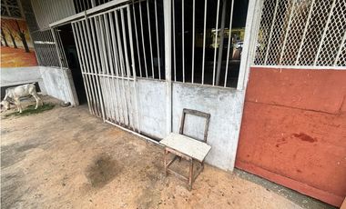 ARRAIJAN / TERRENO COMERCIAL / 759M / CUARTOS DE AQLUILER / BAR