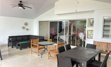 VENTA DE CASA EN CERRO LINDO 380.35 MTS2 NEGOCIABLE