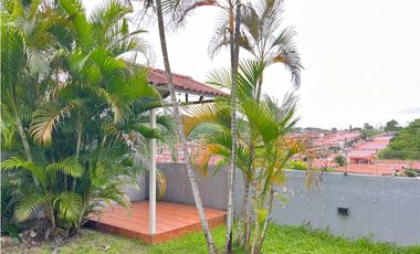 VENTA DE CASA EN CERRO LINDO 380.35 MTS2 NEGOCIABLE