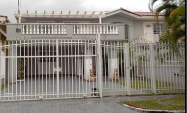 VENTA DE CASA EN CERRO LINDO 380.35 MTS2 NEGOCIABLE