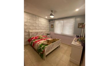 Brisas del Golf espectacular esquina 265,000