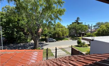 VENTA CHALET (4) AMB. - LOS PINARES - APTO CREDITO