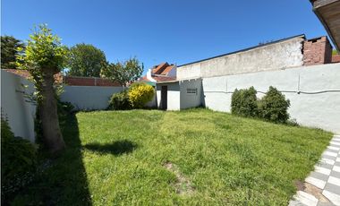 VENTA CHALET (4) AMB. - LOS PINARES - APTO CREDITO