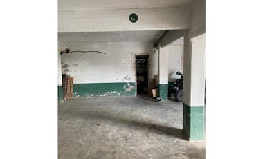 DEPARTAMENTO DE 2 AMBIENTES CON VISTA AL MAR Y COCHERA