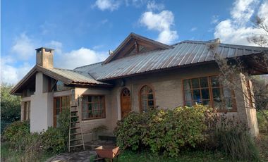 EN VENTA CASA EN BARRIO LOS ABEDULES CA-94