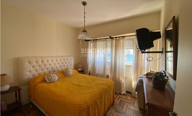 DEPARTAMENTO DE 2 AMBIENTES CON COCHERA, NORTE GESELL