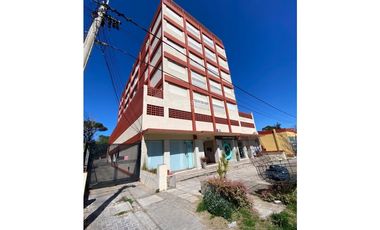 DEPARTAMENTO DE 2 AMBIENTES CON COCHERA, NORTE GESELL
