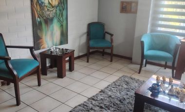 ARRIENDO CASA 3 PISOS LOMAS DE QUILICURA