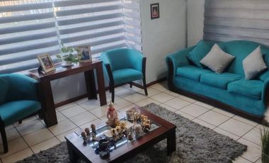 ARRIENDO CASA 3 PISOS LOMAS DE QUILICURA
