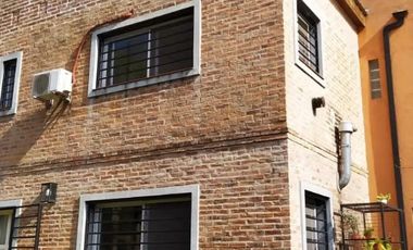 Casa en venta en Burzaco Este