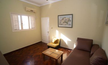 CASA RACIONALISTA EN ESQUINA - APTO CRÉDITO