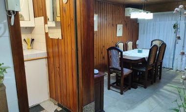 VENTA PH LANUS 4 AMBIENTES PATIO GARAGE PERMUTA