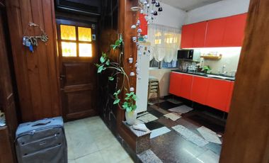 VENTA PH LANUS 4 AMBIENTES PATIO GARAGE PERMUTA