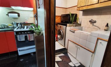 VENTA PH LANUS 4 AMBIENTES PATIO GARAGE PERMUTA