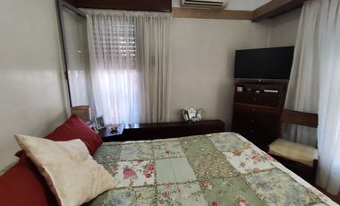 VENTA PH LANUS 4 AMBIENTES PATIO GARAGE PERMUTA