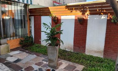 VENTA PH LANUS 4 AMBIENTES PATIO GARAGE PERMUTA