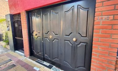 VENTA PH LANUS 4 AMBIENTES PATIO GARAGE PERMUTA