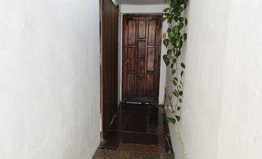 VENTA PH LANUS 4 AMBIENTES PATIO GARAGE PERMUTA