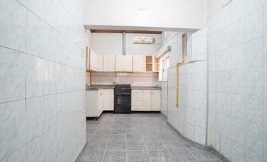 VENTA PH 4 AMB COCHERA TERRAZA FLORES - PERMUTA.
