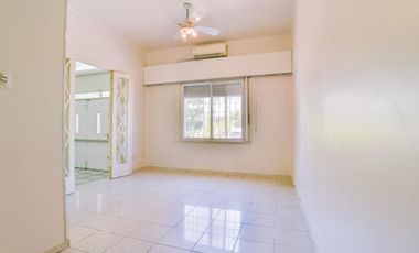 VENTA PH 4 AMB COCHERA TERRAZA FLORES - PERMUTA.