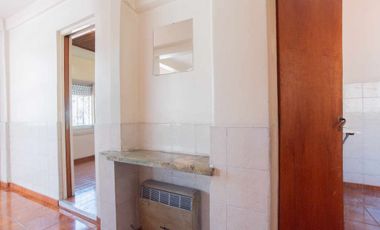 VENTA PH 4 AMB COCHERA TERRAZA FLORES - PERMUTA.