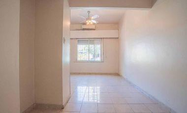 VENTA PH 4 AMB COCHERA TERRAZA FLORES - PERMUTA.