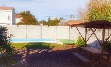 Venta Cabaña Santa Elena con Pileta