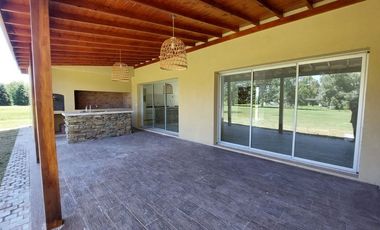 Venta CASA La Primavera Golf, Carlos Keen
