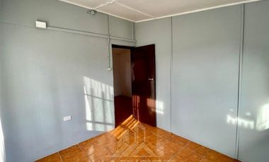 Casa en Arriendo en COD38823 A 3 cuadras de Manuel Recabarren norte con Av. Toscana