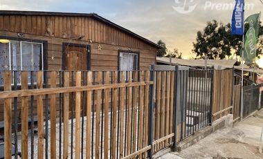 Casa en Venta en CALETA HORNOS // SECTOR TIERRAS BLANCAS